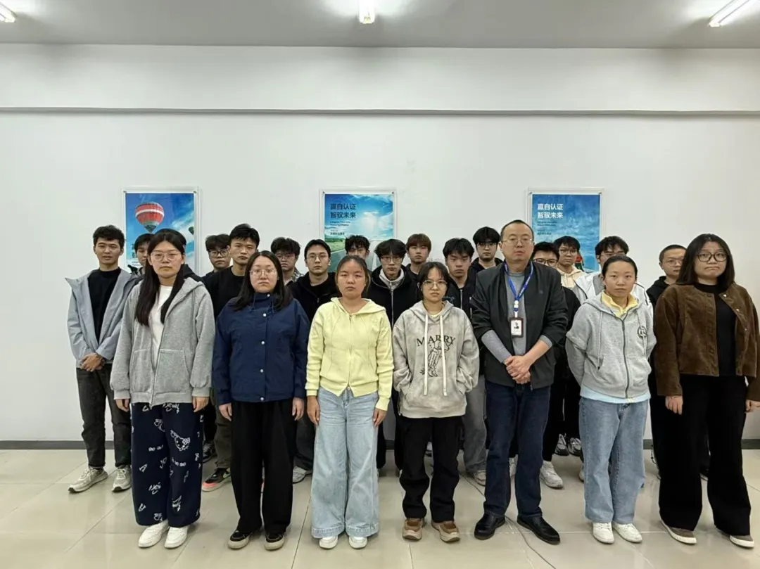 【近期結(jié)班留影】時光會定格此刻，但夢想永